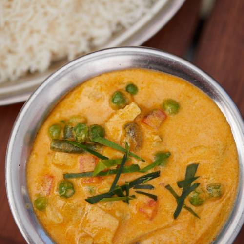 Żółte curry z warzywami 